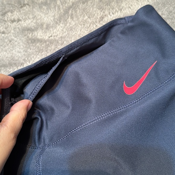 Nike workout leggings - Picture 3 of 5